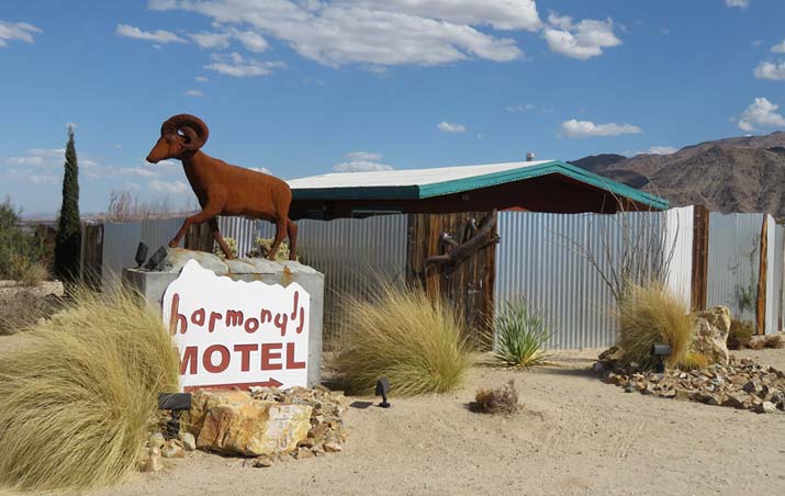 Harmony Motel exterior in the Californian desert