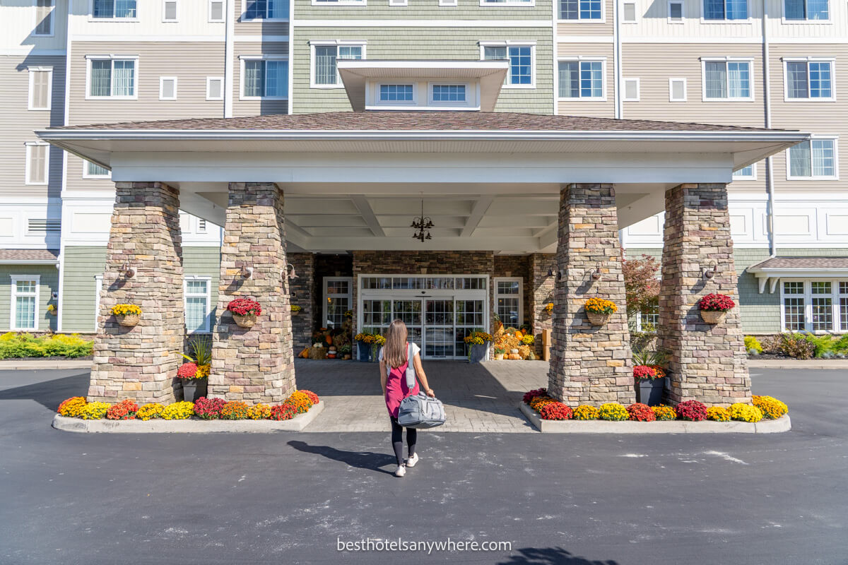 8 Best Hotels In Watkins Glen NY - Best Hotels Anywhere