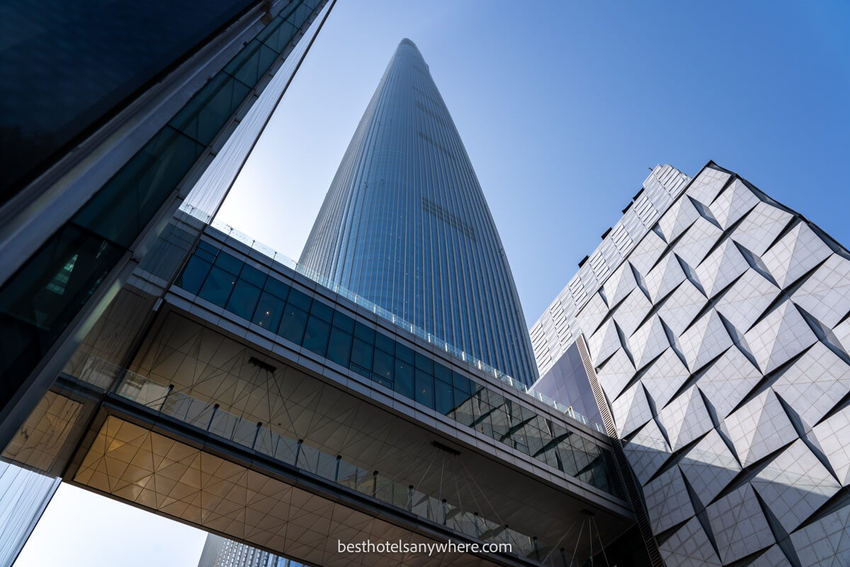 Lotte World Tower from below looking up at the skyscraper