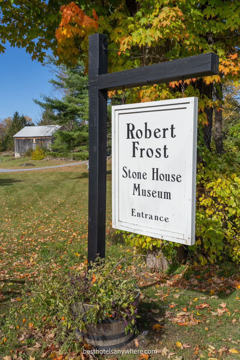 Entrance to the Robert Frost Stone House Museum near Manchester in Vermont